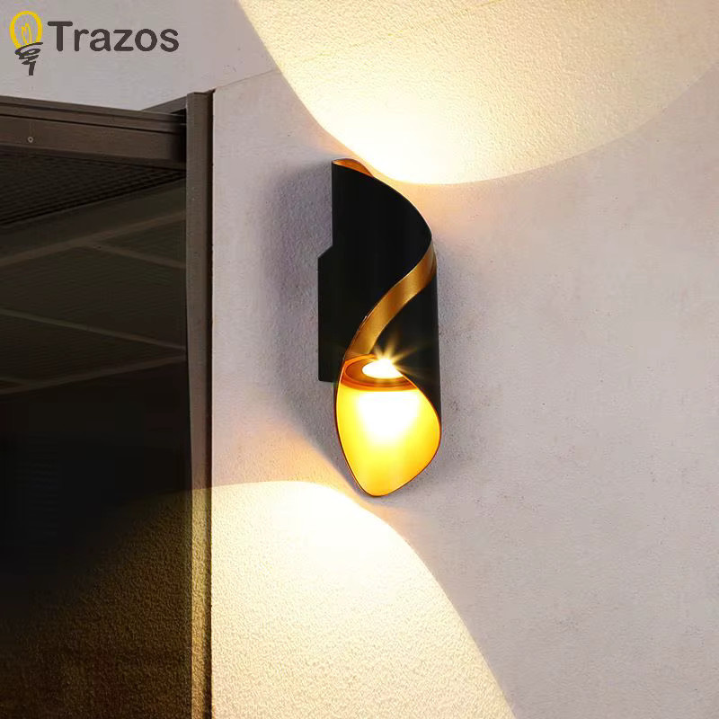 TRAZOS Wandleuchte für Außenbereich in Schwarz mit kreativem S-förmigem Design, wasserdichte Außenlampe für Garten, Balkon, Tor und Korridor - Bild 2