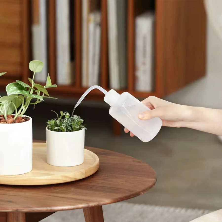 Transparente Quetschflasche mit gebogenem Auslauf für die Pflanzenpflege und Laborarbeit, 250 ml / 500 ml / 1000 ml - Bild 3