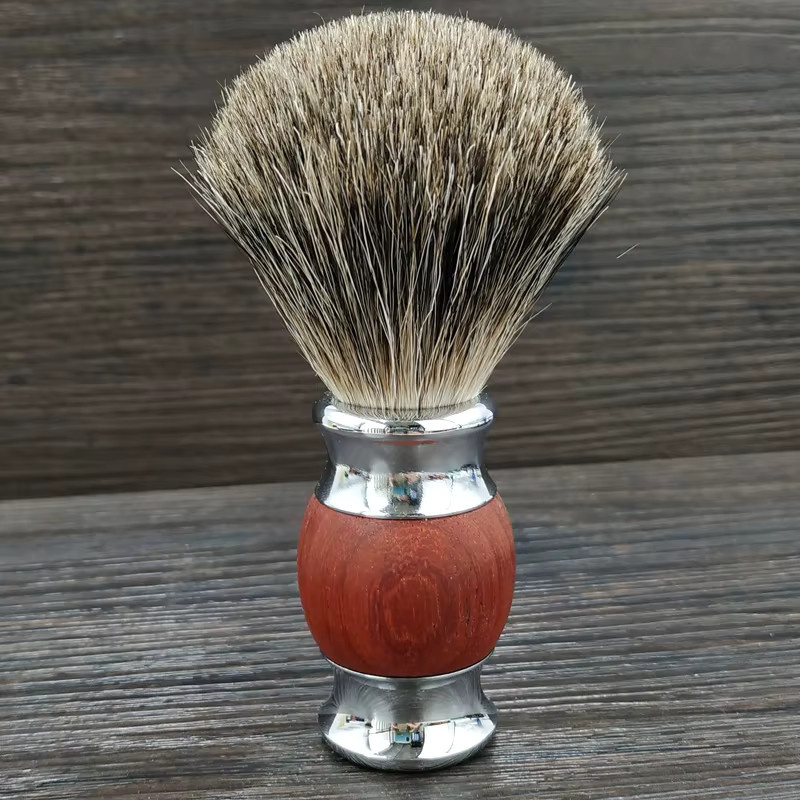 Dscosmetic Man Rasierpinsel mit rotem Holzgriff, Herren - Bild 2
