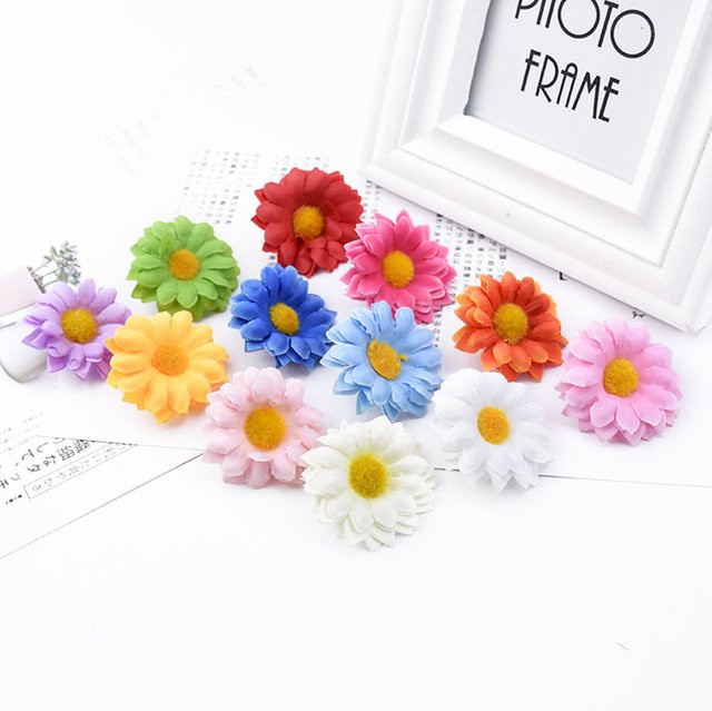 Künstliche Gänseblümchen aus Seide in Weiß für deine Weihnachtsdekoration oder Hochzeit, B/H/T: 30 x 18 x 30 cm - Bild 1