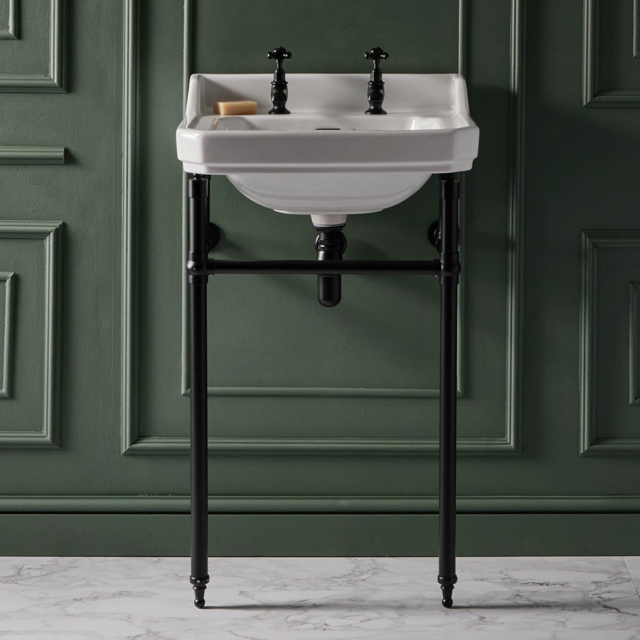 Retro-Waschbecken mit Metallgestell Richmond Hudson Reed in Matt Schwarz, Keramik, Breite: 56 cm - Bild 1