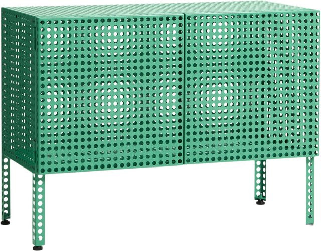 HAY Perforated Cabinet aus lackiertem Stahl in Grün mit Gitterstruktur und Schwenktüren - Bild 1