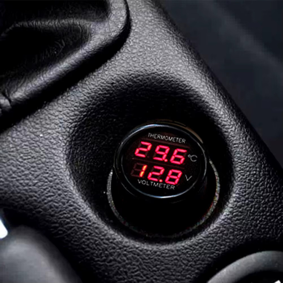 USB Universal Auto Ladegerät für SUV und PKW mit Dual Adapter, Digitalem Voltmeter und Thermometer, 12V 24V, Schwarz - Bild 3