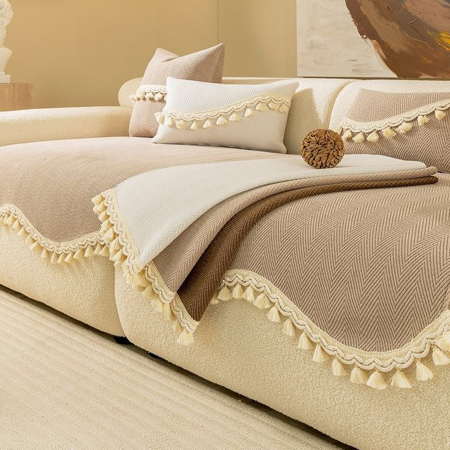 Herribione Chenille-Sofabezug im Boho-Stil mit Quasten und Chevron-Muster in Grau und Beige - Bild 1