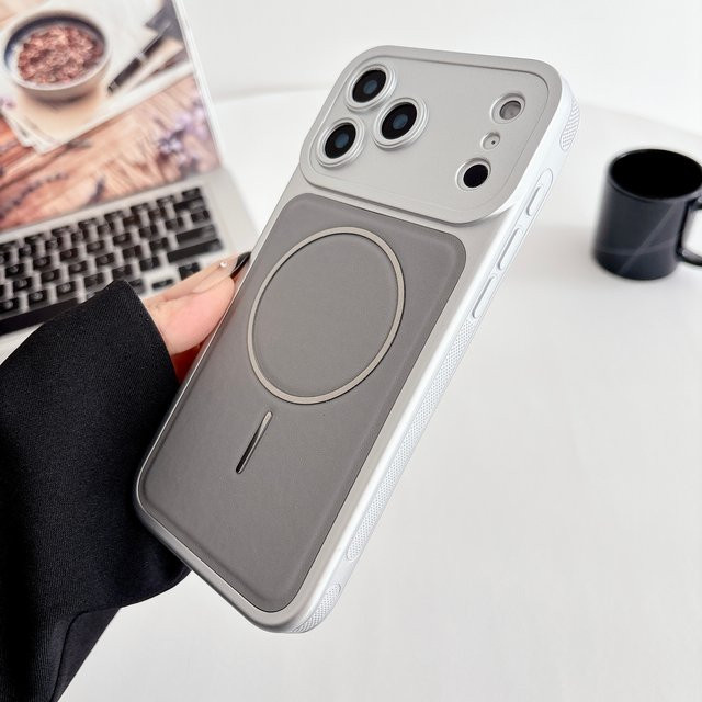 LICOERS Magnetische Lederhülle für iPhone 17 16 15 14 13 Pro Max, Matte stoßfeste MagSafe kompatible Schutzhülle, Schwarz - Bild 1