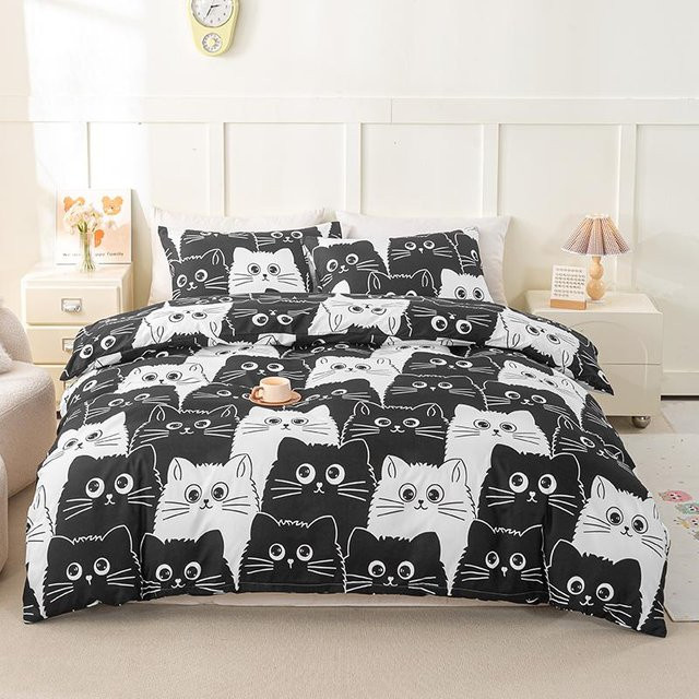 3-teiliges Bettwäsche-Set Bin Chi Textiles mit Katzenprint in Schwarz, bestehend aus 1 Bettbezug und 2 Kissenbezügen, B/H: 150 x 200 cm - Bild 1