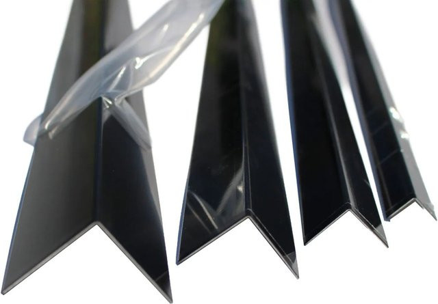 Schlögel Alu-Winkelprofil L-Profil aus Aluminium, Farbe: Tiefschwarz RAL 9005, B/T/H: 60 x 60 x 1 mm, Länge: 2000 mm - Bild 1