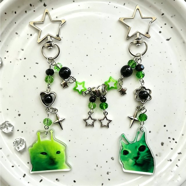 YUMEI Schlüsselanhänger, Alien-Katzen-Meme, Acryl, Perlen-Stern-Charm, Unisex - Bild 1