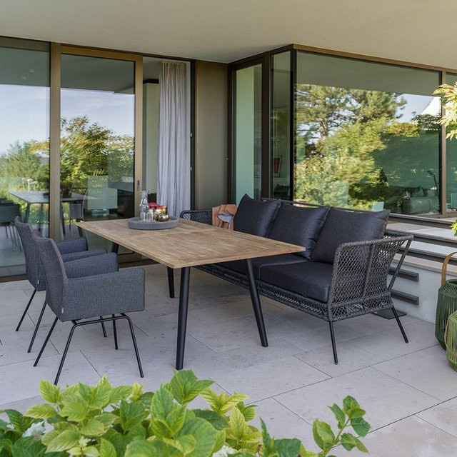 Stern Gartenmöbel Set bestehend aus 2 Sessel Artus VIP in Edelstahl seidenenschwarz, Bank Liege Odea und Interno Tisch mit Teakplatte, B/T/H: 180 x 100 cm, Farbe Schwarz - Bild 1