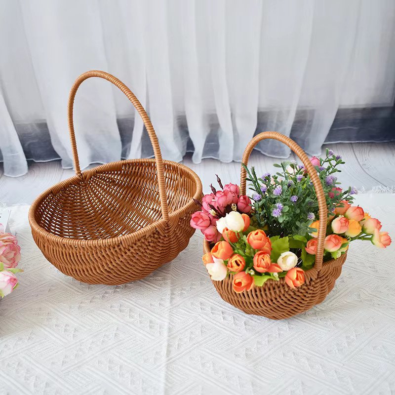 Geflochtener Blumenkorb von Jiahomily aus Rattan in Braun mit Griffen im Boho-Stil - Bild 1