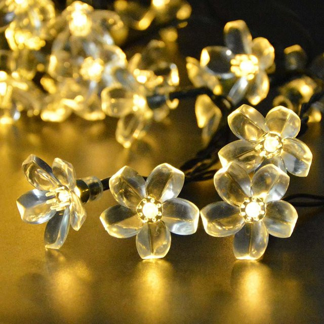 MALITAI Solar-Lichterkette mit 50 LEDs in Pfirsichblumen-Optik, warmweiß, 7 m Länge, wasserdichte LED-Außendekoration für Garten, Hochzeit und Party - Bild 1
