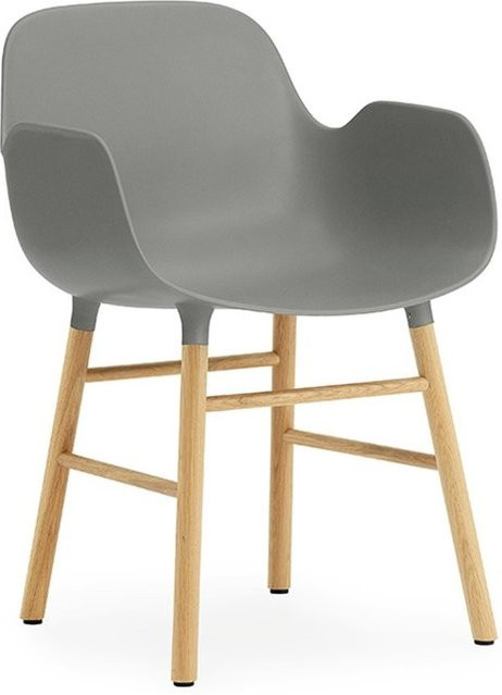 Normann Copenhagen Form Armlehnstuhl mit Holzgestell in Grey - Bild 1
