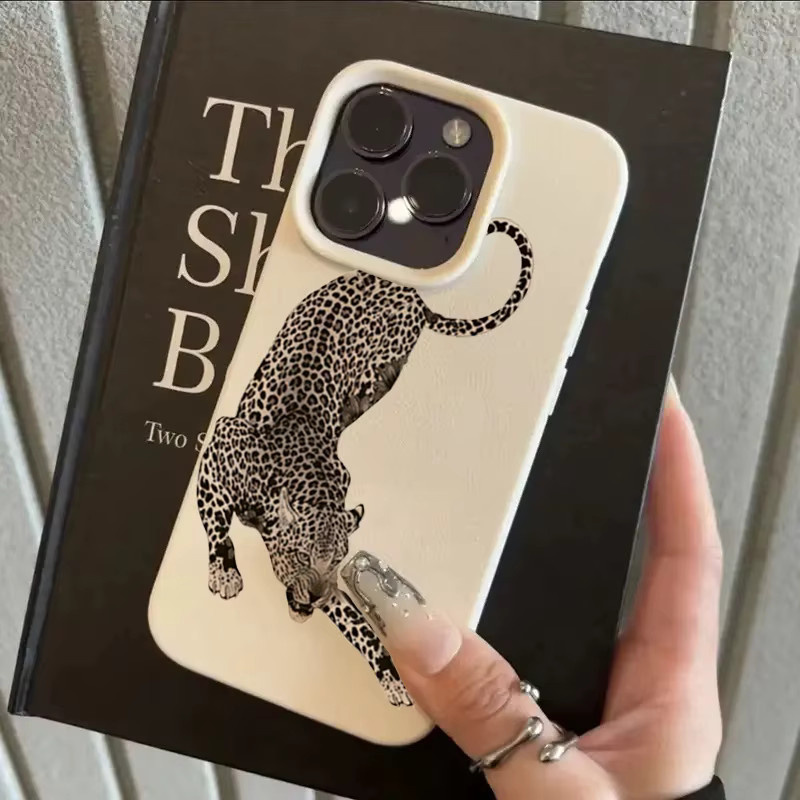 Schwarze Handyhülle mit Leoparden-Design und Lychee-Textur für Apple iPhone 11 bis 17 Pro Max und Plus Modelle als Softcover - Bild 2