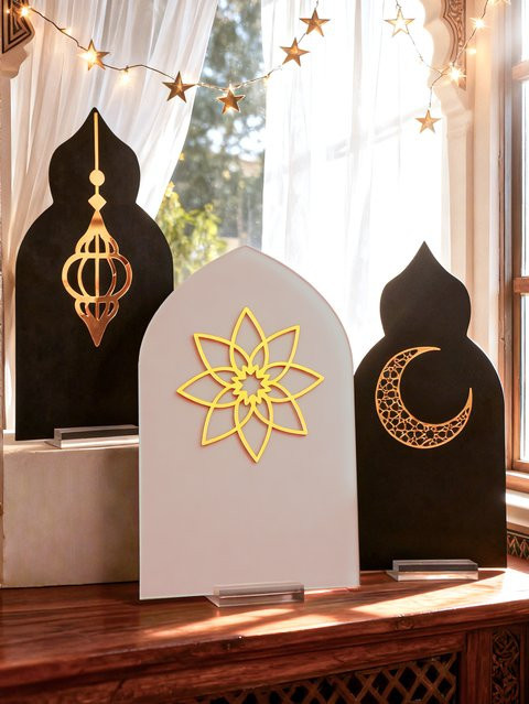 Islamische Ramadan Tischdekoration Laterne mit Mond und Blumen aus Acryl in Schwarz für Eid Mubarak und Muslimische Feste - Bild 1