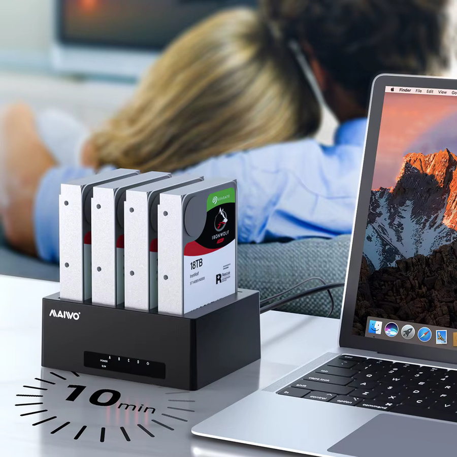 MAIWO Festplatten-Dockingstation mit 4 Einschüben, SATA zu USB 3.0, für 2,5 und 3,5 Zoll HDD/SSD bis 24 TB, Schwarz - Bild 3