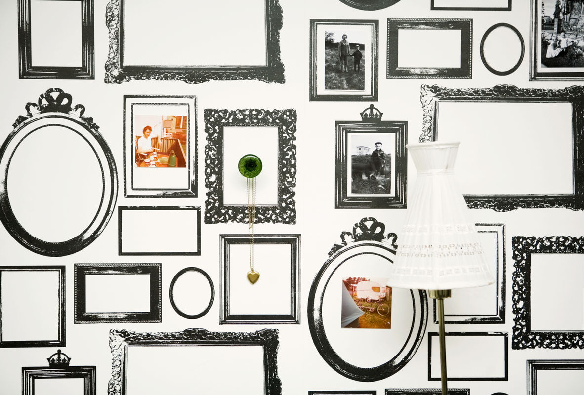 Studio Lisa Bengtsson Tapete Familjen Wandgestaltung in Black, White und Beige mit geometrischem Design - Bild 2