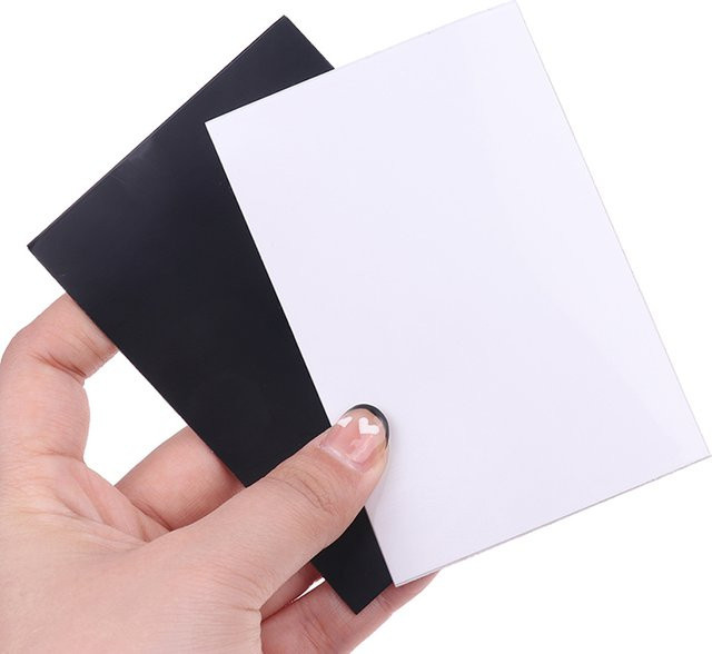 KOQZM PTFE Mausfüße für Gaming-Mäuse in Schwarz und Weiß, B: 70 mm, T: 100 mm, Dicke: 0,6 mm - Bild 1