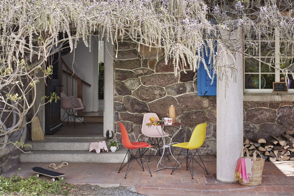 Vitra DSR Eames Plastic Side Chair in Pink aus Polypropylen mit mattem Finish - Bild 2
