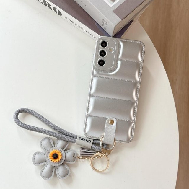 Luxus Daunenjacke Handyhülle mit Sonnenblume Armband für Samsung Galaxy S25 S24 S23 S22 S21 Plus FE A56 A55 A54 A35 A16 A15 in Silber - Bild 1