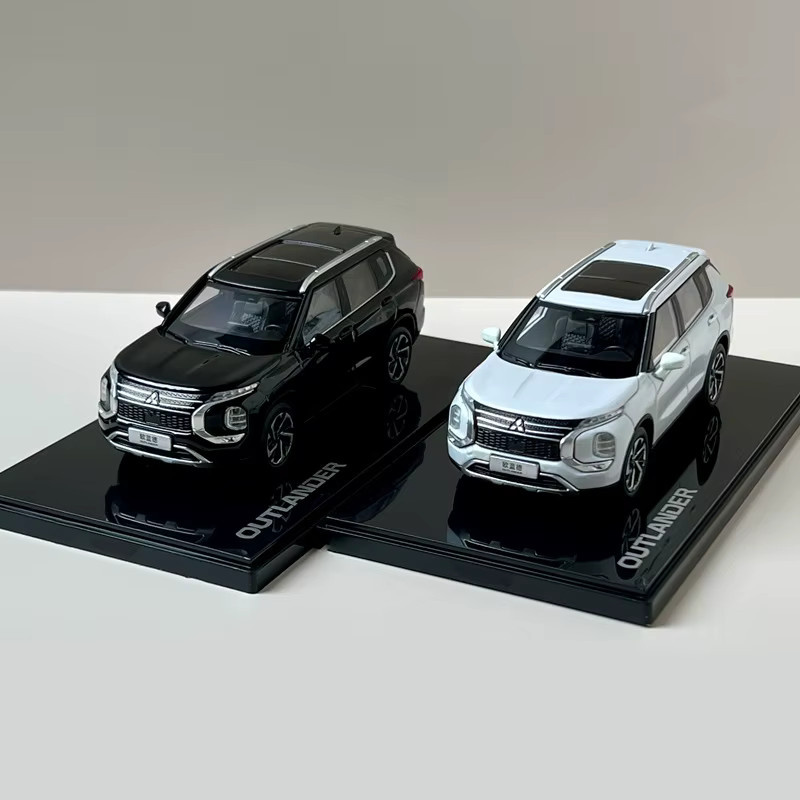 MAKEDA Mitsubishi Outlander SUV, Modellauto, 1:43, Metall, Schwarz - Bild 1