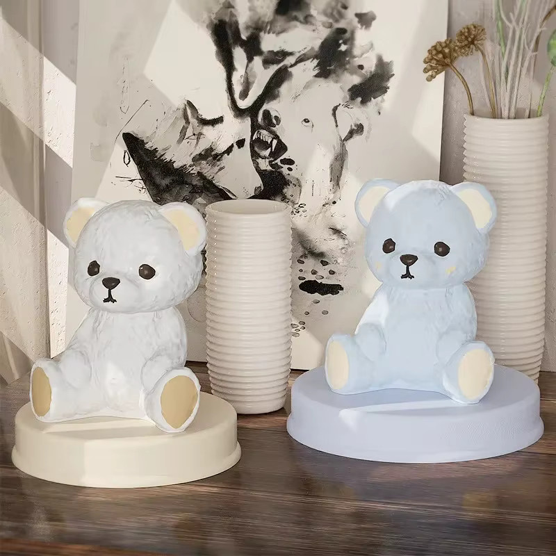 Silikon-Kerzenform Lächelnder Teddybär von LONTL in Weiß für Kerzen, Seife und Kunsthandwerk - Bild 3