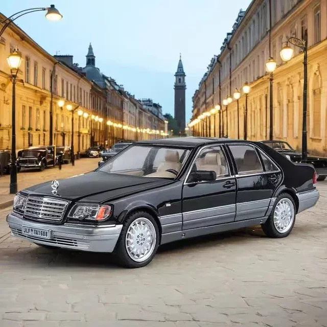 Welly Mercedes Benz W140 S320, Modellauto, 1:24, Metall, mit Licht und Sound - Bild 1