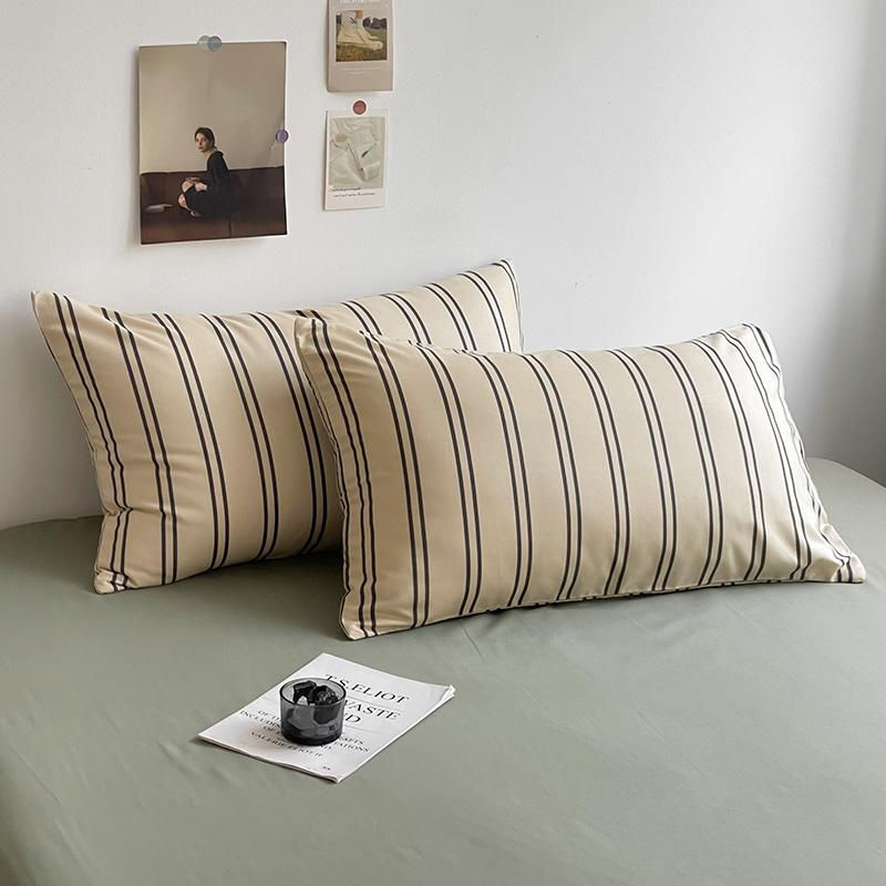 Bin Chi Textiles Gestreifte Bettwäsche aus Baumwollmischung in Beige, 3-teiliges Set bestehend aus Bettbezug, Kissenbezug und Spannbettlaken, B/H: 150 x 200 cm - Bild 4