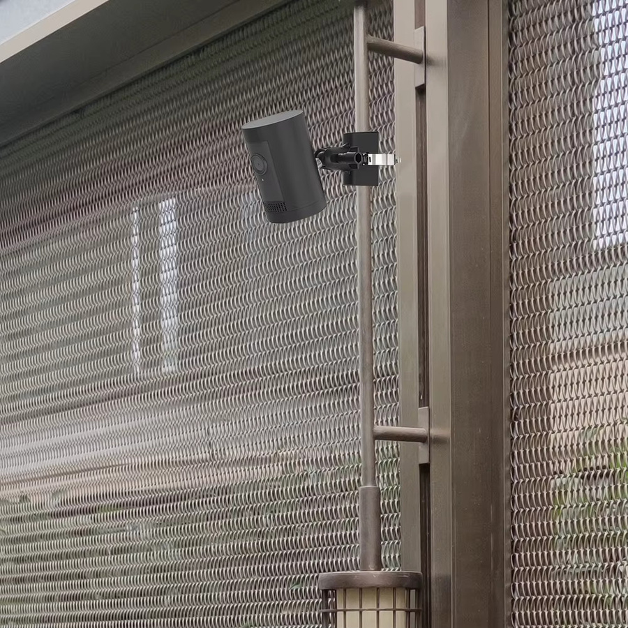 Shunmaii Verstellbare Kamerahalterung als Rohrhalterung mit 360 Grad Drehung für Ring Stick Up Cam und Ring Spotlight Cam in Schwarz oder Weiß - Bild 2
