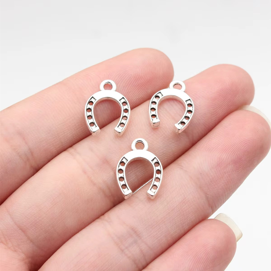 WYSIWYG Hufeisen-Anhänger, Messing, 15x11mm, Unisex - Bild 1