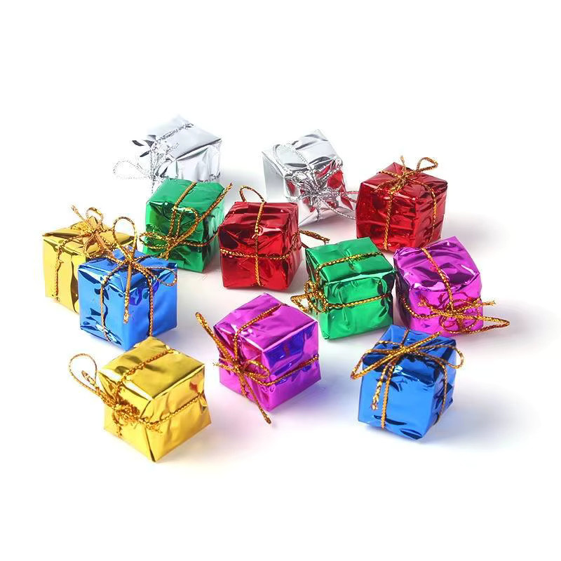 Bunte Mini Weihnachtsboxen als hängende Ornamente aus Schaumstoff für deinen Weihnachtsbaum und Party-Dekorationen - Bild 2