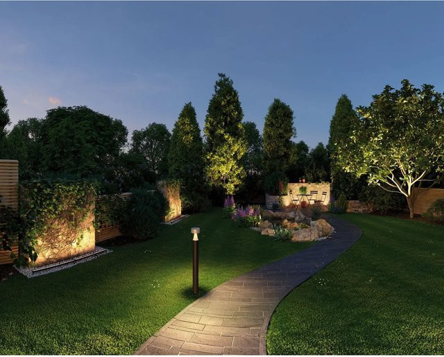 Paulmann Plug&Shine Starter-Set mit 3 LED-Erdspießen in Anthrazit, Warmweiß, IP67 für Garten und Außenbereich - Bild 1