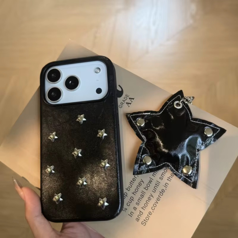 Schwarze Lederhülle mit Metallsternnieten und Sternanhänger für iPhone 17 16 15 14 13 Pro Max und 17Air, stoßfeste Handyhülle - Bild 4