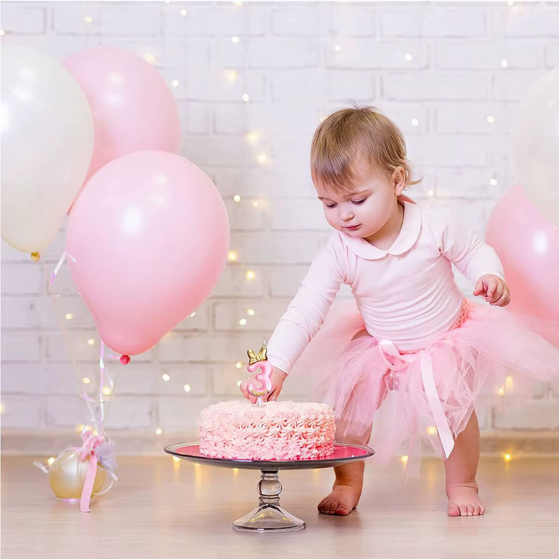 Rosa Figurenkerze aus Wachs als dekorativer Kuchen Topper für Kindergeburtstage - Bild 2