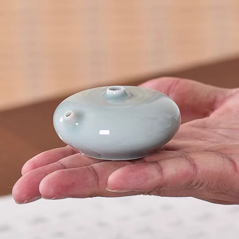 Ru Kiln Tintenfass aus Keramik in Grün mit Wassertropfen-Design im chinesischen Stil - Bild 3
