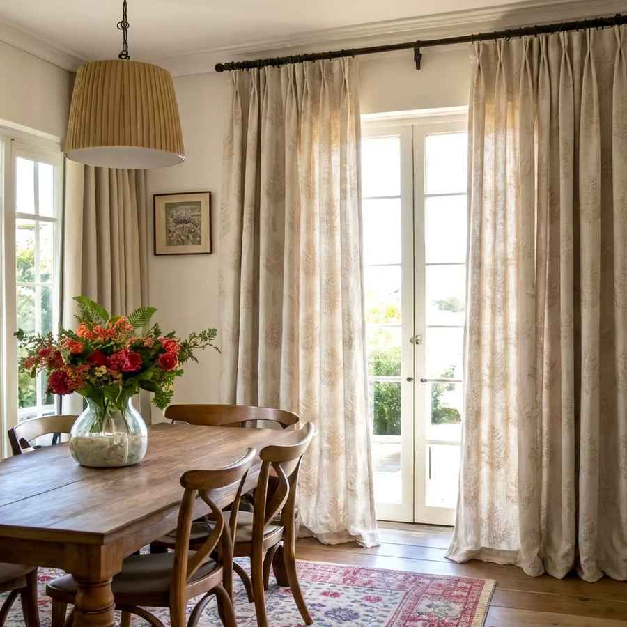 CENTURyMiG Bestickter Vorhang mit floralem Muster in Kaffeebraun und Beige, Thermoisolierender Sichtschutz mit Ösen, Breite: 100 cm, Höhe: 200 cm - Bild 2