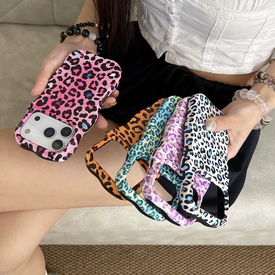 Fashion Wave Edge Handyhülle mit Leopardenmuster für iPhone 17 Air, 16, 15, 14, 13 Pro Max, stoßfeste 2-in-1 Hardcover Hülle in Multicolour und Schwarz - Bild 2