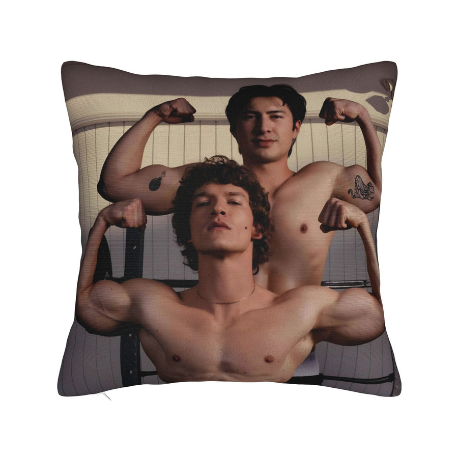 Bedruckter Zierkissenbezug Rivalen von JMG Clothing aus Polyester, Mehrfarbig, B/B/H: 50 x 50 x 50 cm - Bild 1