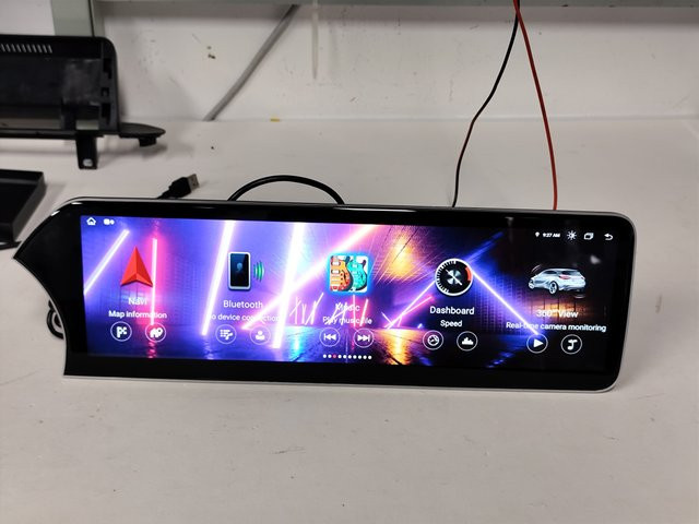 Aotsr Android 13 Multimedia Head Unit für Mercedes Benz GLC W205 mit 14,9 Zoll Display, Wireless CarPlay, GPS, WiFi und 4G, Schwarz - Bild 1