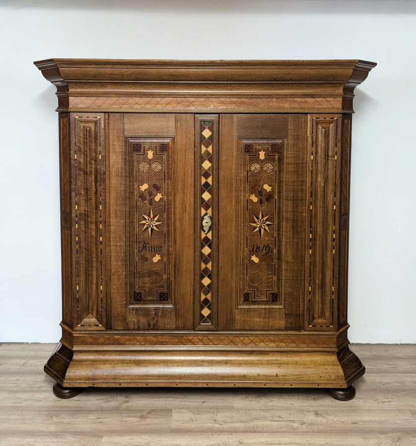 Hochschrank Hessen Anno 1819 von Antikhof Brück in Eiche und Kirsche, Braun, B/T/H: 202 x 78 x 78 cm - Bild 1