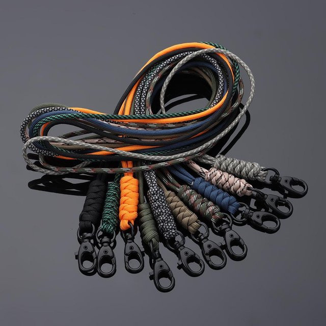 10-Styles drehbarer Schnallen-Schlüsselanhänger mit hochfestem Kordelband und Fallschirmschnur in Multicolor - Bild 1