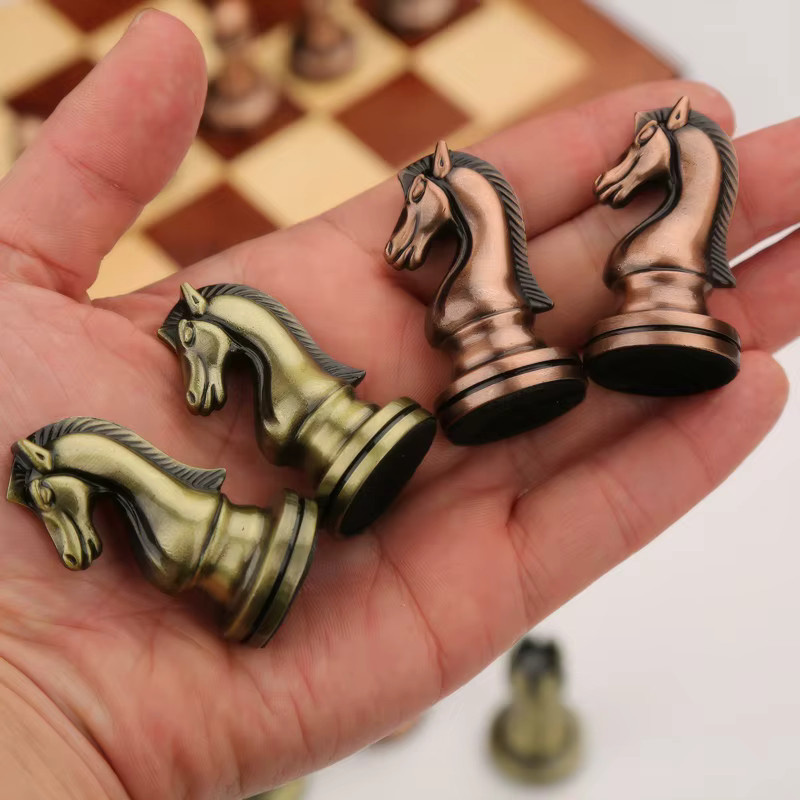 Yernea Schachspiel, Antik Bronze, Strategiespiel - Bild 3