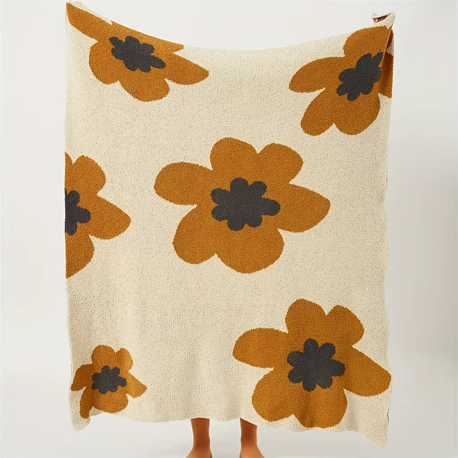 VIKAMA Kuschelige Gänseblümchen-Decke in Khaki und Beige mit floralem Boho-Design - Bild 3