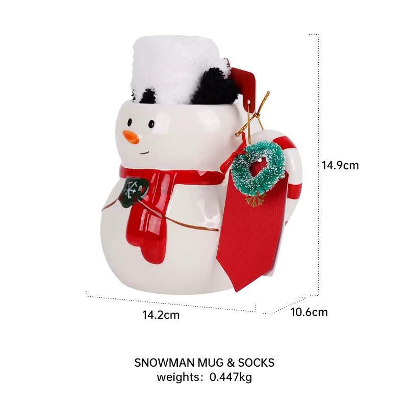 Weihnachtliches Keramik-Geschenkset mit Schneemann-Kaffeetasse und Socken in Weiß - Bild 5