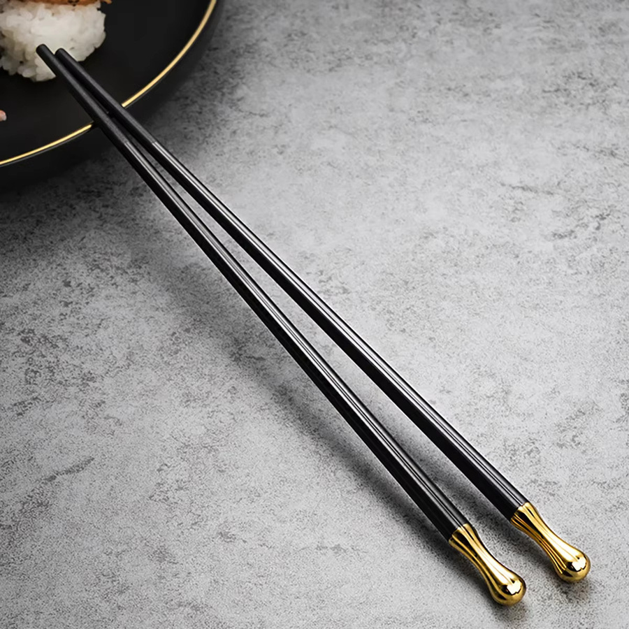 5 Paar JANKNG Essstäbchen aus Zinklegierung in Schwarz und Gold für Sushi und Küche - Bild 3