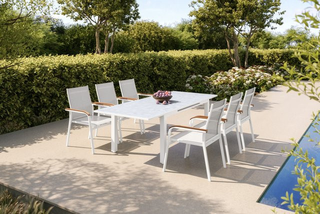 Kettler Garten-Essgruppe aus Aluminium und Textilene mit Ausziehtisch und Glasplatte sowie 6 Stapelstühlen in Weiß und Hellgrau, B/T/H: 180 bis 240 x 100 cm - Bild 1