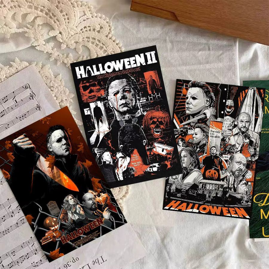 Vintage Horrorfilm Poster Michael Myers Halloween Kunstwerk von Potdemiel in Weiß - Bild 4