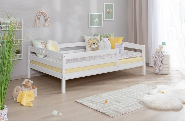 TiCAA Einzelbett Eli aus Massivholz in Weiß, Kinderbett und Jugendbett im skandinavischen Design, B/T/H: 90 x 200 cm - Bild 1