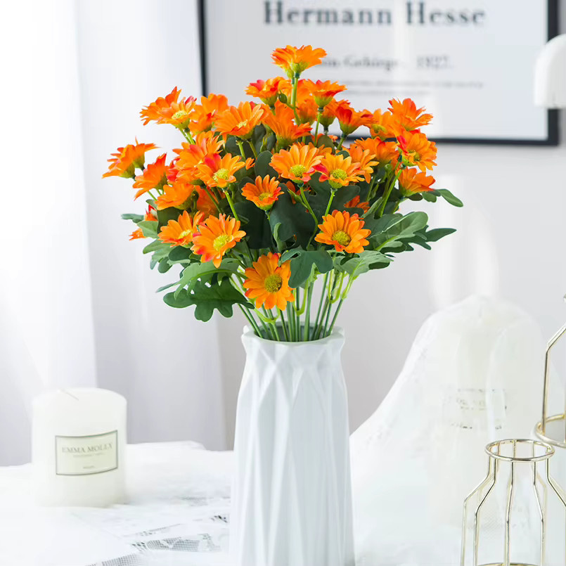 21-köpfiger Kunstblumenstrauß aus Herbstseide in Rot und Orange mit Gänseblümchen-Bouquet für deine Heim- und Hochzeitsdekoration - Bild 2