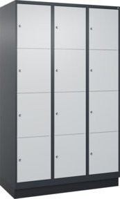 C+P Schließfachschrank Classic PLUS mit Sockel, 3 Abteile, Farbe: Lichtgrau/Anthrazitgrau, B/T/H: 120 x 50 x 195 cm - Bild 1