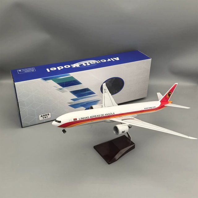 ZOCO Miniatur Flugzeug B777 Angola Airlines Modell aus Harz mit Licht und Fahrwerk, Maßstab 1:47 - Bild 1